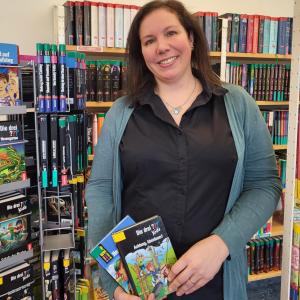 Sandra mit Bücher